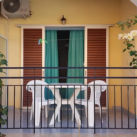 Апартаменты Pearl Рода