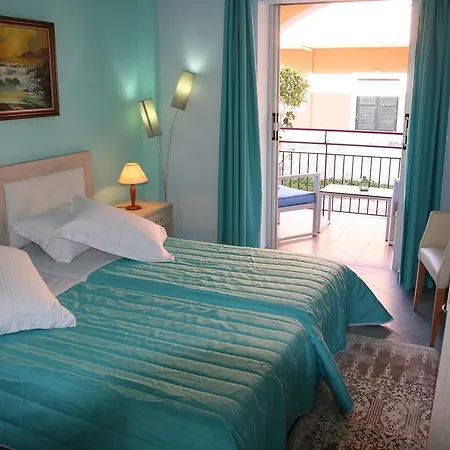 Pearl * Roda (Corfu)