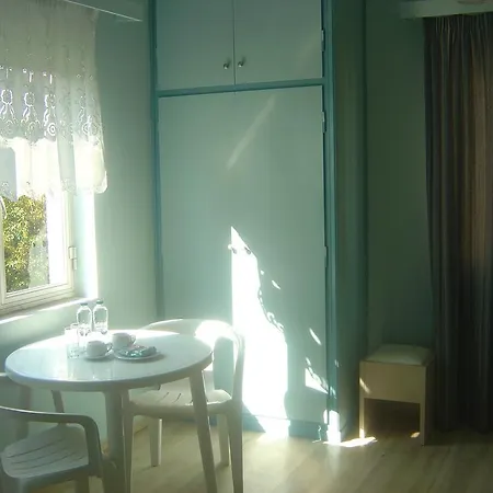 Апартаменты Pearl Рода